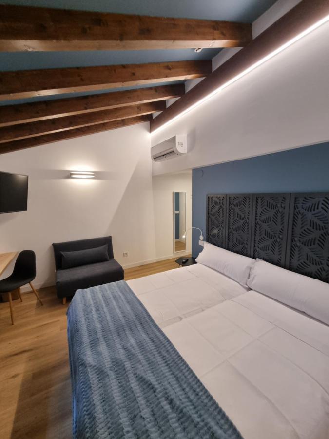 Hostal La Rua เอสเตลลา ภายนอก รูปภาพ