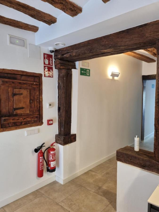 Hostal La Rua เอสเตลลา ภายนอก รูปภาพ